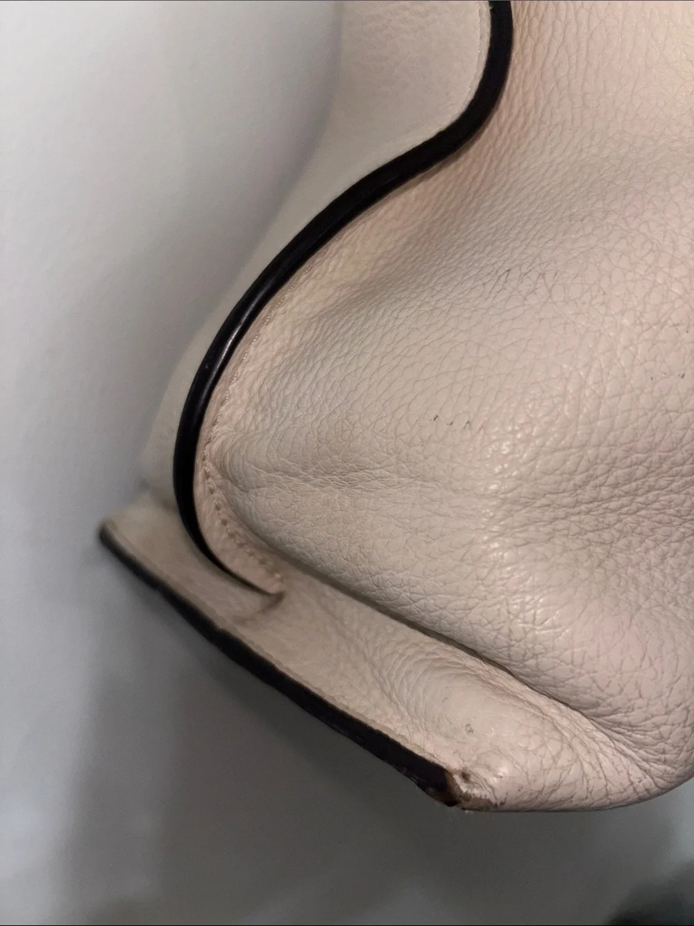 Coach 573 White Cream Tan Pebble Soft Leather Tote Bag Handbag Tote Medium Size